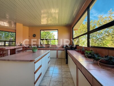 Venta de propiedad con uso mixto en Ciudad Colón — Foto 18