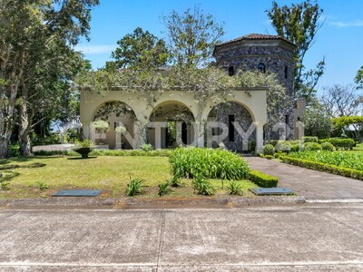 Venta de mansión en exclusivo condominio en Santo Domingo — Foto 28