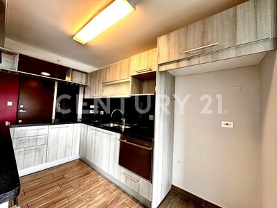 Apartamento en piso 7 con inquilino para inversión  en condominio Bellavista — Foto 3