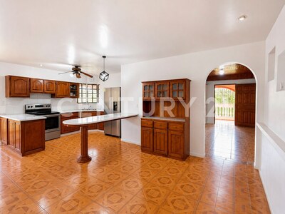 Venta de Casa con apartamento y amplio terreno de uso mixto en El Cacao, Tambor de Alajuela — Foto 12