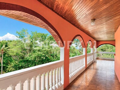 Venta de Casa con apartamento y amplio terreno de uso mixto en El Cacao, Tambor de Alajuela — Foto 4