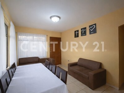 Venta de casa con oficina independiente en Santiago de Puriscal — Foto 2