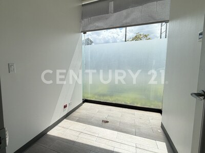 Alquiler de local comercial en primer piso – Torre Mercedes, Paseo Colón — Foto 7