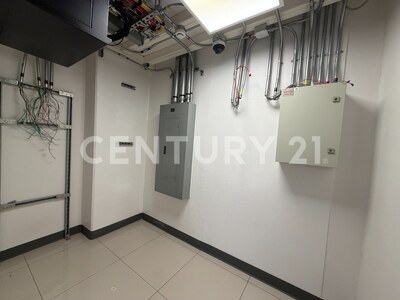 Alquiler de local comercial en primer piso – Torre Mercedes, Paseo Colón — Foto 10