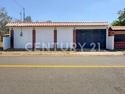 Venta de propiedad con piscina en Esparza, Puntarenas — Foto 13