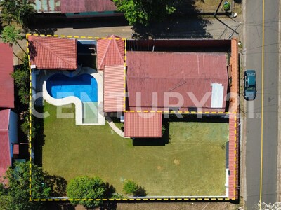 Venta de propiedad con piscina en Esparza, Puntarenas — Foto 11
