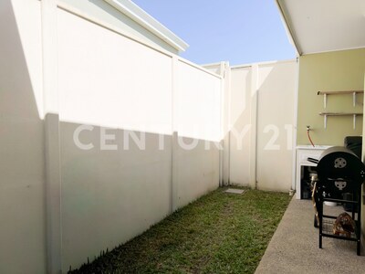 Venta de casa con azotea en Condominio Valle Novarum, Cartago — Foto 14
