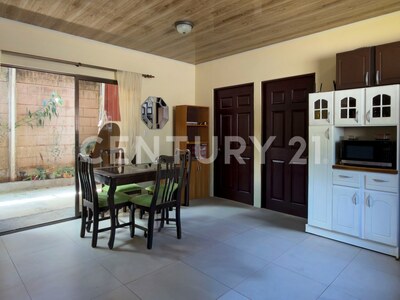Venta de Apartamentos con amplio terreno en Santo Domingo de Heredia — Foto 13