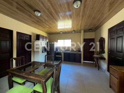 Venta de Apartamentos con amplio terreno en Santo Domingo de Heredia — Foto 14