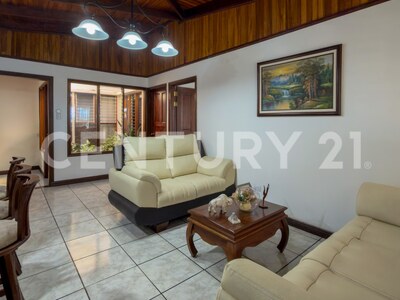 Venta Hermosa casa estilo clásico – Barva Centro — Foto 19
