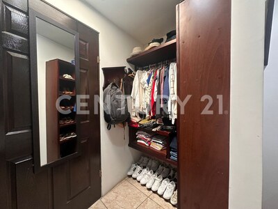 Venta Hermosa casa estilo clásico – Barva Centro — Foto 8