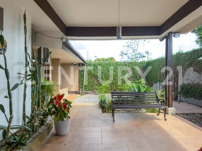 Venta de casa en Guápiles centro — Foto 12