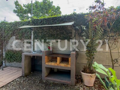 Venta de casa en Guápiles centro — Foto 13