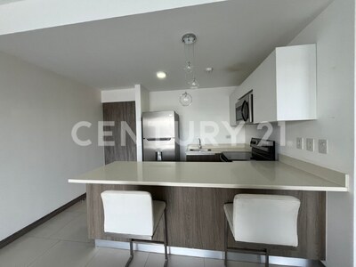 Venta de apartamento en Condominio San Rafael de Escazú — Foto 3