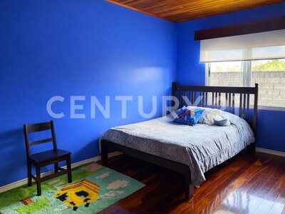 Venta de Casa con amplio terreno en San Isidro, Heredia — Foto 15