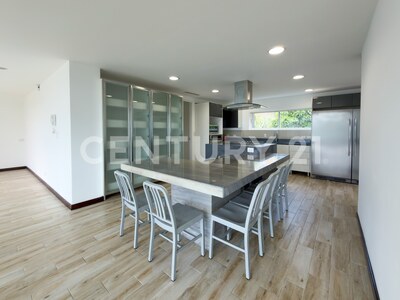 Venta de Penthouse con acceso privado por ascensor en San Rafael de Escazú — Foto 11