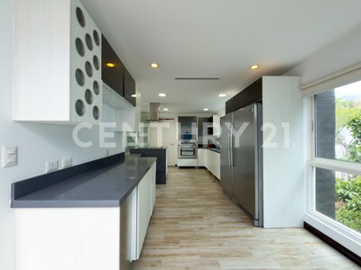 Venta de Penthouse con acceso privado por ascensor en San Rafael de Escazú — Foto 14