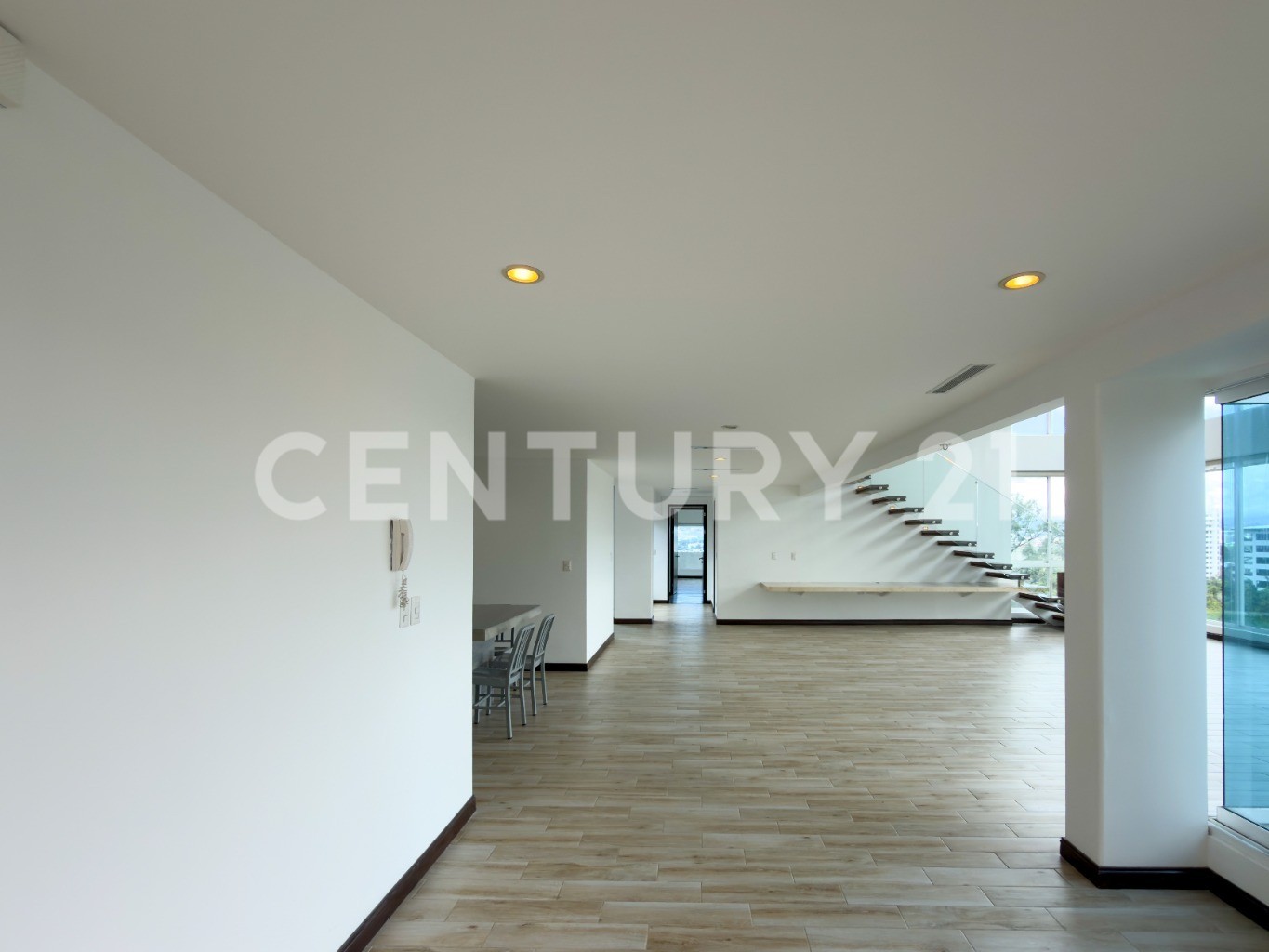 Venta de Penthouse con acceso privado por ascensor en San Rafael de Escazú — Foto 7