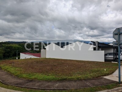 Se vende lote en Condominio Novazul, Desamparados de Alajuela — Foto 3