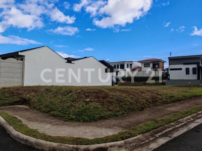 Se vende lote en Condominio Novazul, Desamparados de Alajuela — Foto 4