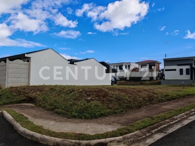 Se vende lote en Condominio Novazul, Desamparados de Alajuela — Foto 4