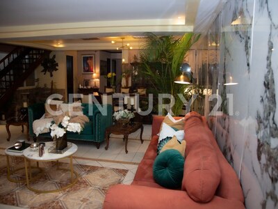 se vende espectacular casa en Rohrmoser — Foto 19