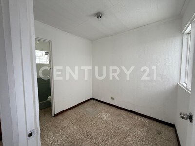 Se vende amplia casa en Sabana — Foto 11