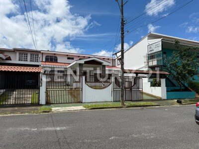 Se vende amplia casa en Sabana — Foto 19