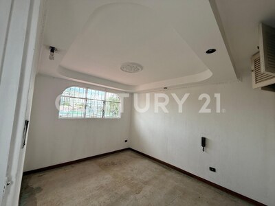 Se vende amplia casa en Sabana — Foto 13