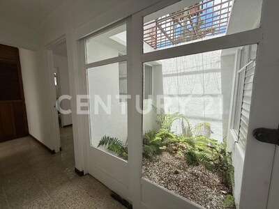 Se vende amplia casa en Sabana — Foto 10