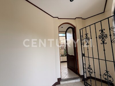 Casa de alta gama en venta, Residencial Altamonte, Granadilla - Curridabat. — Foto 6