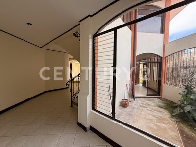 Casa de alta gama en venta, Residencial Altamonte, Granadilla - Curridabat. — Foto 8