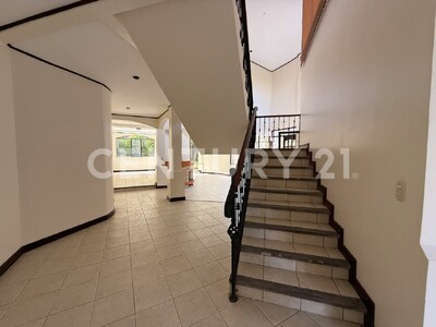 Casa de alta gama en venta, Residencial Altamonte, Granadilla - Curridabat. — Foto 9
