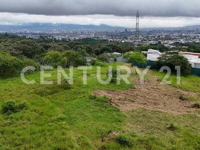 Se vende amplio lote uso residencial en Desamparados — Foto 11