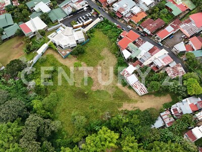 Se vende amplio lote uso residencial en Desamparados — Foto 5