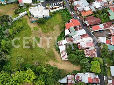 Se vende amplio lote uso residencial en Desamparados — Foto 3