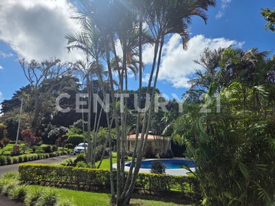 Se vende hermosa finca en Heredia — Foto 11