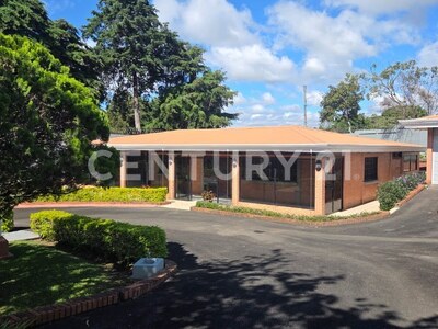 Se vende hermosa finca en Heredia — Foto 2