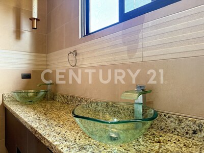 Se vende Espectacular casa en Santo Domingo de Heredia — Foto 27