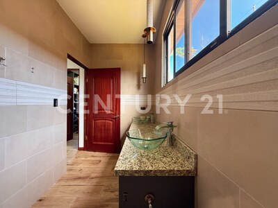 Se vende Espectacular casa en Santo Domingo de Heredia — Foto 26