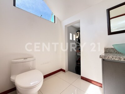 Se vende Espectacular casa en Santo Domingo de Heredia — Foto 31