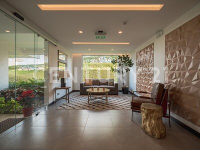 Venta de lindo apartamento en Santo domingo de Heredia con espectacular vista — Foto 4