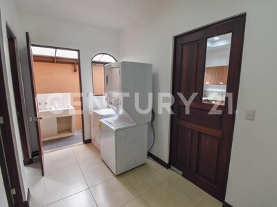 Se vende hermosa casa con precio de oportunidad en Lindora, Santa Ana. — Foto 9