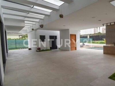 Se vende espectacular mansión de lujo para estrenar en Parque Valle del Sol, Santa Ana — Foto 15
