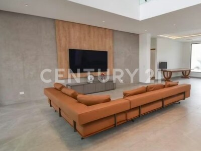 Se vende espectacular mansión de lujo para estrenar en Parque Valle del Sol, Santa Ana — Foto 10