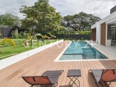 Se vende espectacular mansión de lujo para estrenar en Parque Valle del Sol, Santa Ana — Foto 16