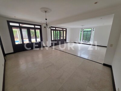 Se alquila hermosa casa en Santa Ana, en exclusivo Condominio Valle del Sol — Foto 13