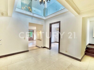 Se alquila hermosa casa en Santa Ana, en exclusivo Condominio Valle del Sol — Foto 5
