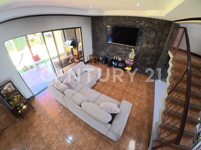 Se vende hermosa casa en San Vicente de Moravia — Foto 11
