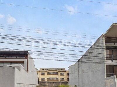SE VENDE LOTE UNICO EN ROHRMOSER PARA DESARROLLO — Foto 3